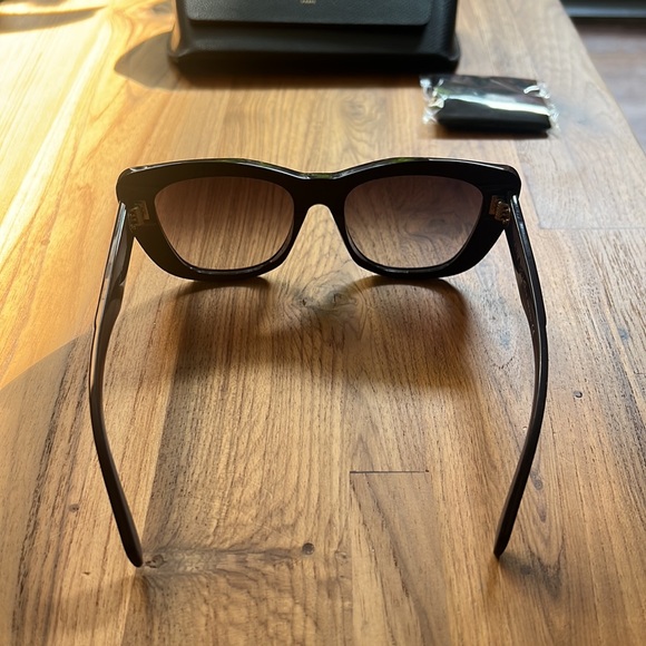 Céline - Butterfly S199 Sunglasses in Acetate - Dark Purple NEW - Picture 6 of 8